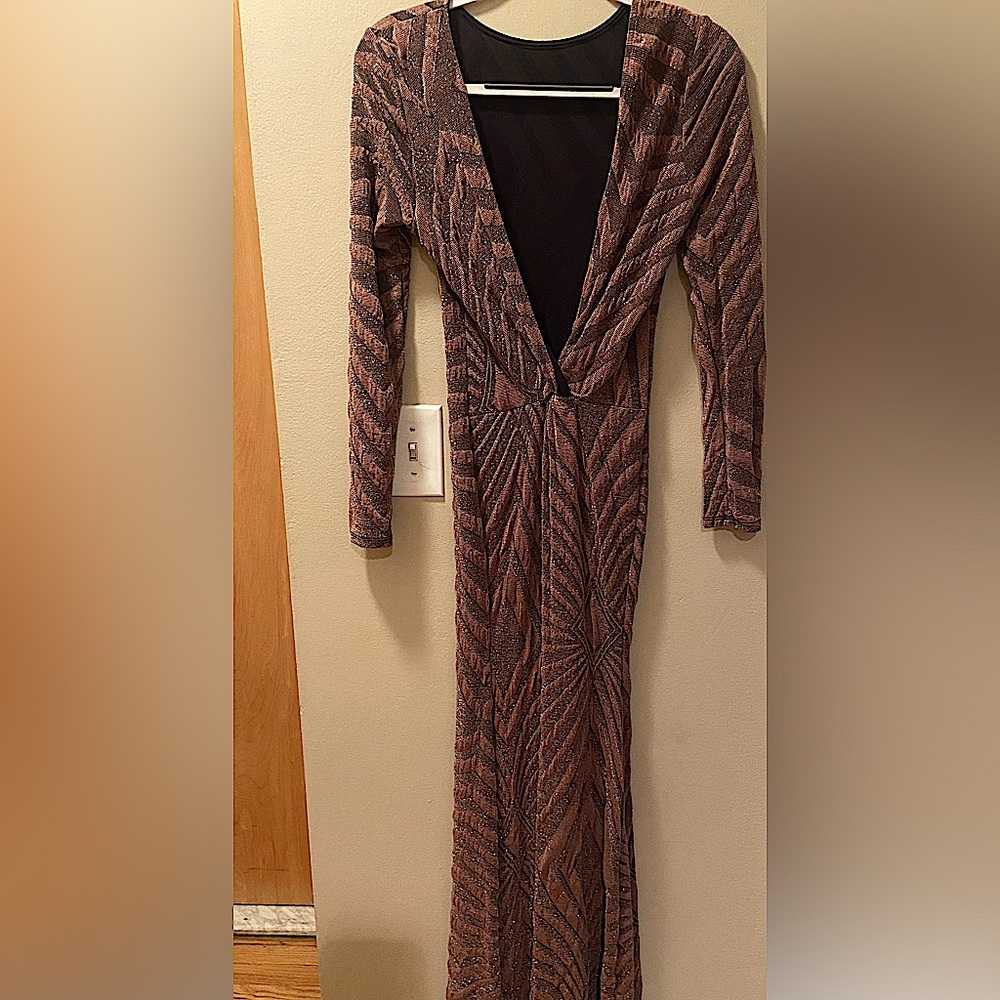 Fabulous Open Back form-fitting dress